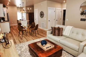 *BRAND NEW* Sparkling 1-Level 2-BDRM King! - Image 3