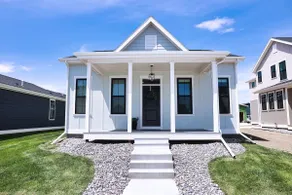 *BRAND NEW* Sparkling 1-Level 2-BDRM King! - Image 2