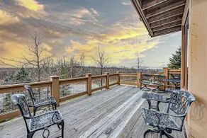 Cozy Almost Ski-in Ski-out w/Hot Tub & Heated Exit - Image 4