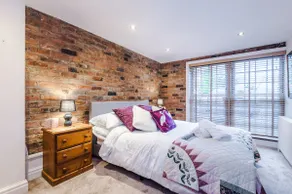 Host Stay Belvedere House - Image 3