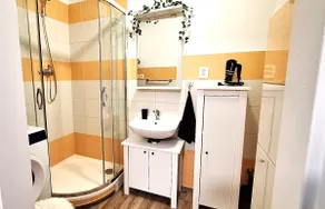 Pretty private Apartment U LABE, self-service check-in 24 l 7 - Image 4