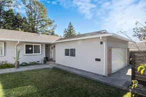 3335 San Mateo Happy Haven Home w Patio Projector - Image 2