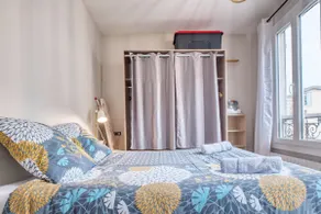 Large F2 downtown – balcony & all pro comfort - Image 5