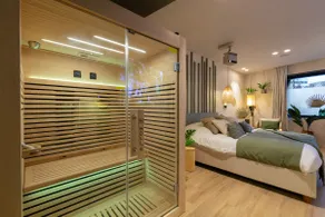 Bali Suite – Jacuzzi • Secret Room Air condition - Image 2