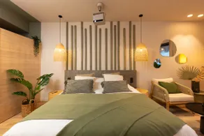 Bali Suite – Jacuzzi • Private Sauna • Secret Room - Image 5
