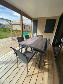 Cozy Chalet 6 Pers *Pool* Beaches 15 min away - Image 3