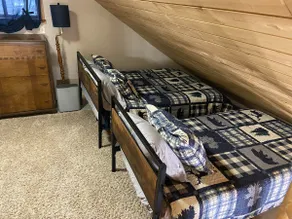 Cozy Getaway Full Log Cabin - Image 3