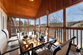 Lake Side Lodge - Image 5