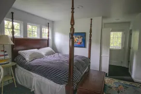 Serene Loft Historic Brookhaven - Image 4