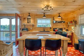 Sunset Farm Guest Cottage - Image 4