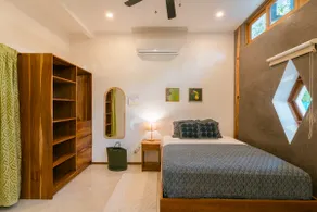 1. Beachfront, private pool, unique, charming - Image 4