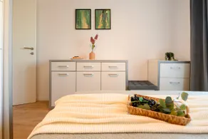 Chic 1BR with Balcony in Northern District - Image 3
