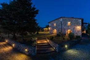 Relax Private Villa w/Pool Biliardo and Lake View - Image 2