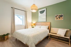 Stylish 2BR Oasis: Family-Friendly w/Parking&DT - Image 5