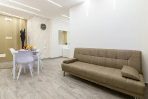 Private Jacuzzi/Self Check-in/Wi-Fi/Parking Space - Image 5