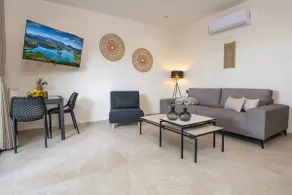 Noam in Gilboa - a stunning family suite with a spa Jacuzzi and view - Image 3