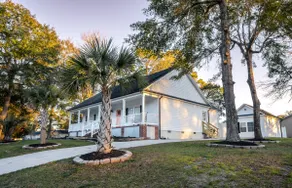Pet Friendly • King Suite • 3BR • Fenced Yard - Image 2