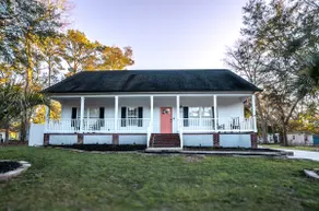 Pet Friendly • King Suite • 3BR • Fenced Yard - Image 5
