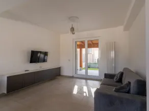(Roccella) 2-Storey Vacation Home 300m from the Sea - Image 3