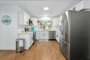 Newly Renovated Coastal Getaway w/ Games & Hot Tub - Image 5
