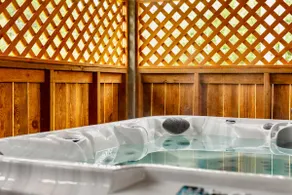 Newly Renovated Coastal Getaway w/ Games & Hot Tub - Image 2