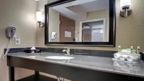 (154) King Bed Hotel Room - Gated - Image 5