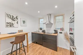 Own kitchen instead of minibar – Bath Cannstatt - Image 4