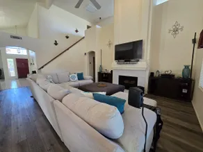 Remarkable 4 Bedroom Home on Golf Course - Image 4