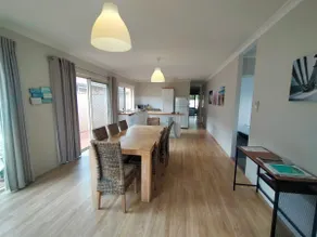Lucy's Lodge: Relaxed, clean & close to the beach - Image 4