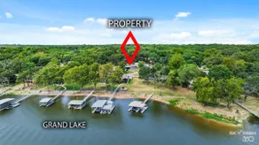 Marina Breeze: Lake View> Central To Grove & Grand - Image 2