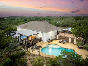 Lakeview Haven w/sparkling pool - Image 2