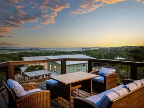 Lakeview Haven w/sparkling pool - Image 3