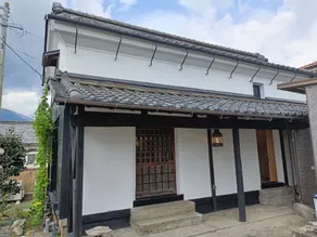 An old house built 130 years ago You can rent the entire warehouse where the scent of wood drifts. - Image 4