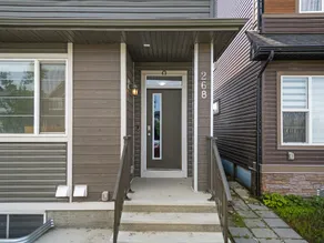 Spacious 4BR 3BA w/ AC in Quiet SE Neighbourhood - Image 5