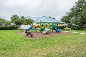 Royal Homes - Image 3