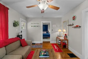 Coca Cola Cottage - Stay & Play Near Purina Farms - Dog Friendly - Image 5
