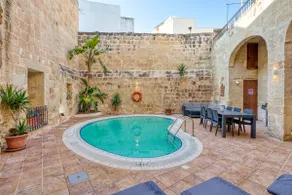 Unique house w pool in central Malta by SF HOMES - Image 5