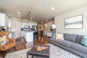 3BR I Kings x 3, 5 min to FargoDome, Pack n play - Image 4