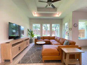 Modern 3BR by Canyon Lake Near Hidden Falls Venue - Image 2
