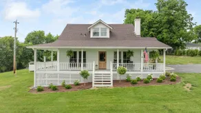 Fern + Fable: Luxurious Storybook Retreat w/ Pool - Image 3