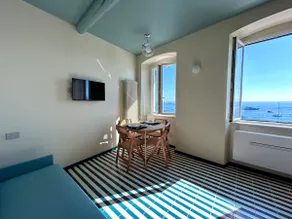 Beautiful sea view in the front row on the beach - Image 4