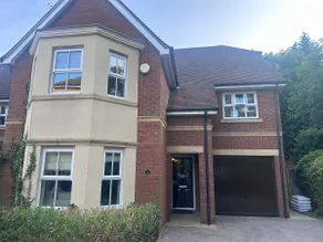 Elegant 5 Bed 5 Bath Home - Image 3