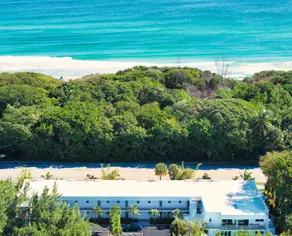 Oceanfront Boca Raton | King Suite | Pool &Jacuzzi - Image 4