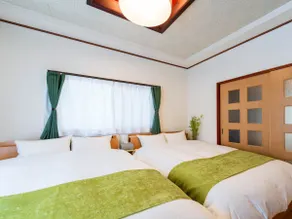 [10-minute walk from Kotoden Yashima Station] 6-minute walk to a supermarket / Maximum 10 people / Family / Modern Japanese style / Free parking - Image 2