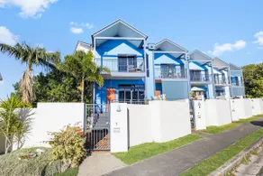 Manly Beach View Townhouse Haven - Image 5