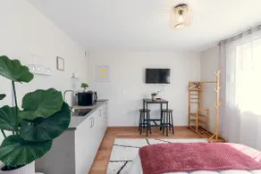 Simplicity, renovated and air-conditioned - Image 5