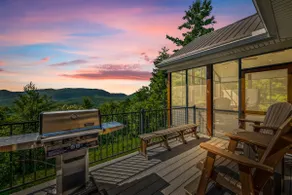 4BR w/Incredible Views! Hot Tub*Arcade*BBQ*Quiet! - Image 4