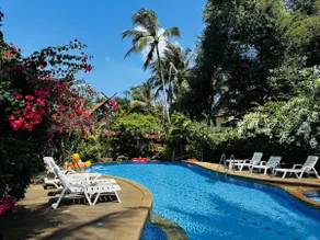 Beachside 3-Bedroom Townhouse w Private Pool at 70 Meters from Beach - Image 3