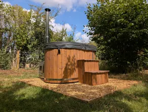 Apple Tree Lodge - Image 2