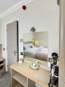 Granada Apartments Burbage - Image 3